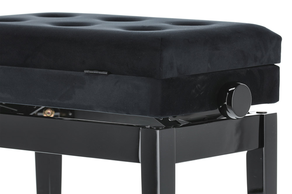 Dřevěné kolečko pro nastavení výšky klavírní stoličky.