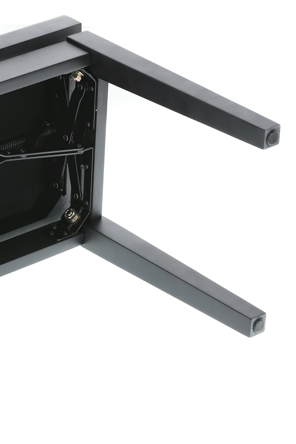 Uchycení nohou u stoličky ke klavíru.