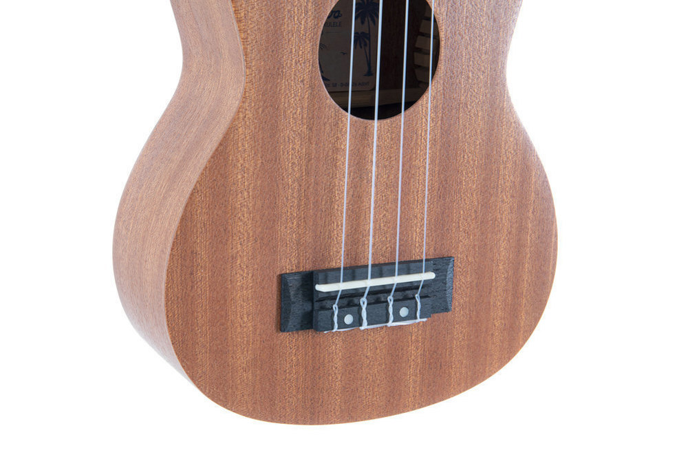 Sopránové ukulele, kobylka z materiálu Richlite.
