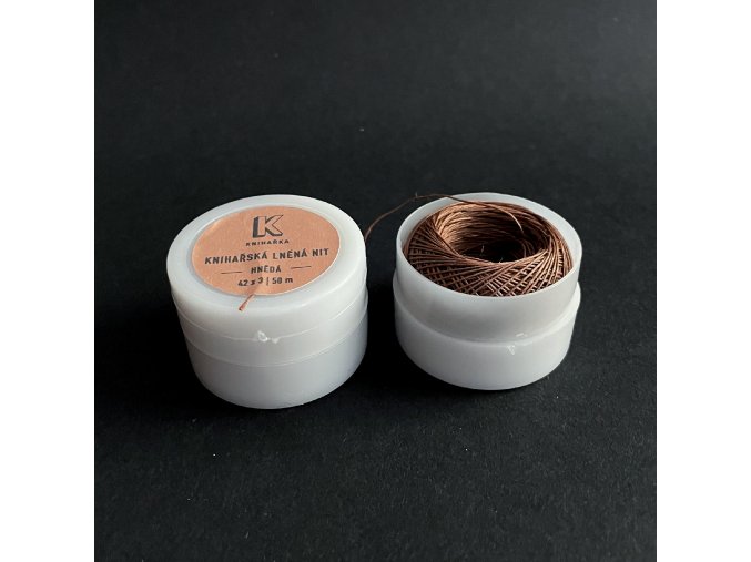 hneda kniharska lnena nit
