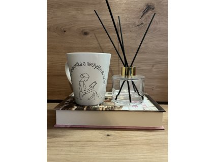 Hrnek - Jsem knihomolka a nestydím se za to!