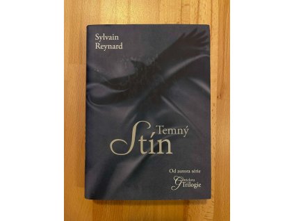 19422 temny stin florentska trilogie