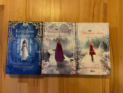 19584 serie kristalove kralovstvi