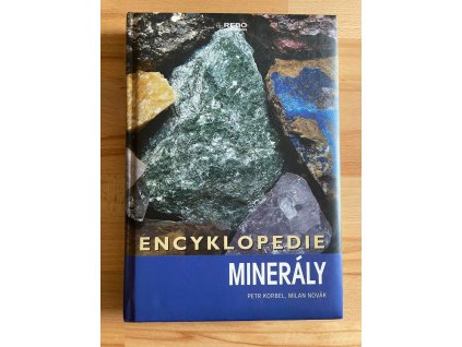 21768 mineraly encyklopedie petr korbel