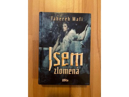 21882 jsem zlomena serie roztristena