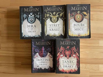 24555 serie pisen ledu a ohne hra o truny