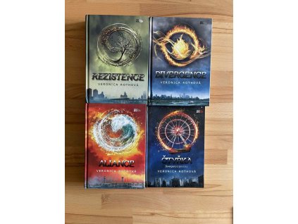 divergentni trilogie ctyrka veronica roth 241937399
