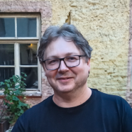 „Vydávat temné věci v co nejširším spektru,“ předsevzal si překladatel Milan Žáček [rozhovor]