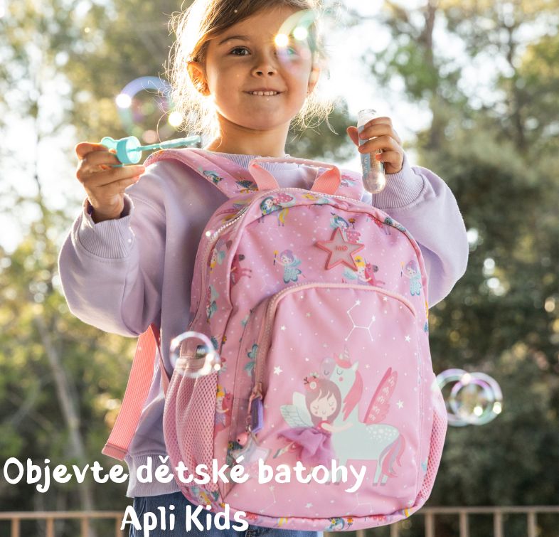 Když děti objevují svět s lehkým batohem a fantazií