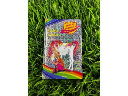 Šarlota a Jiskra - Akademie jednorožců - Julie Sykesová