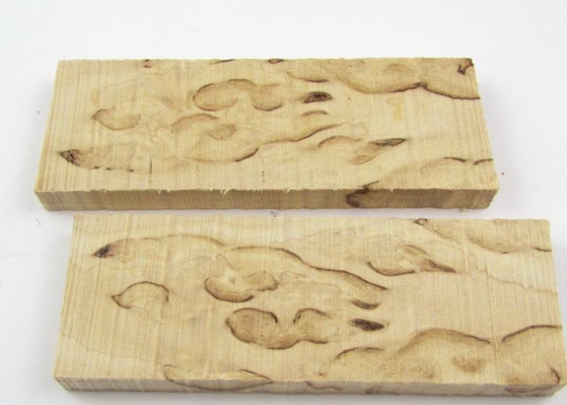 Dřevo Kudrnatá bříza - Curly Birch Scales 2ks Super 6503