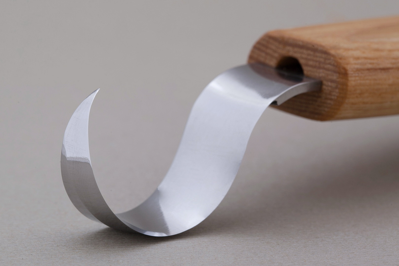 Lyžičkár BeaverCraft SK1 - 25 mm pre pravákov