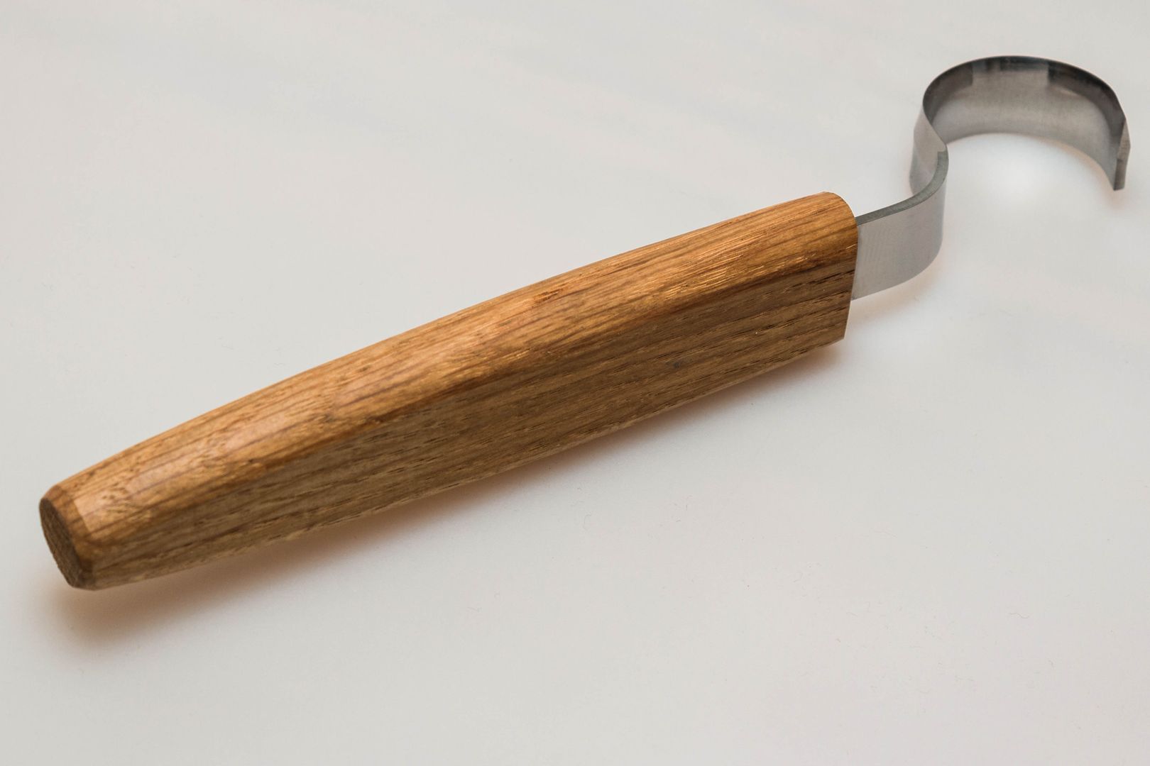 Lyžičkár BeaverCraft SK2Oak - 30 mm, dubová rukoväť, pre pravákov