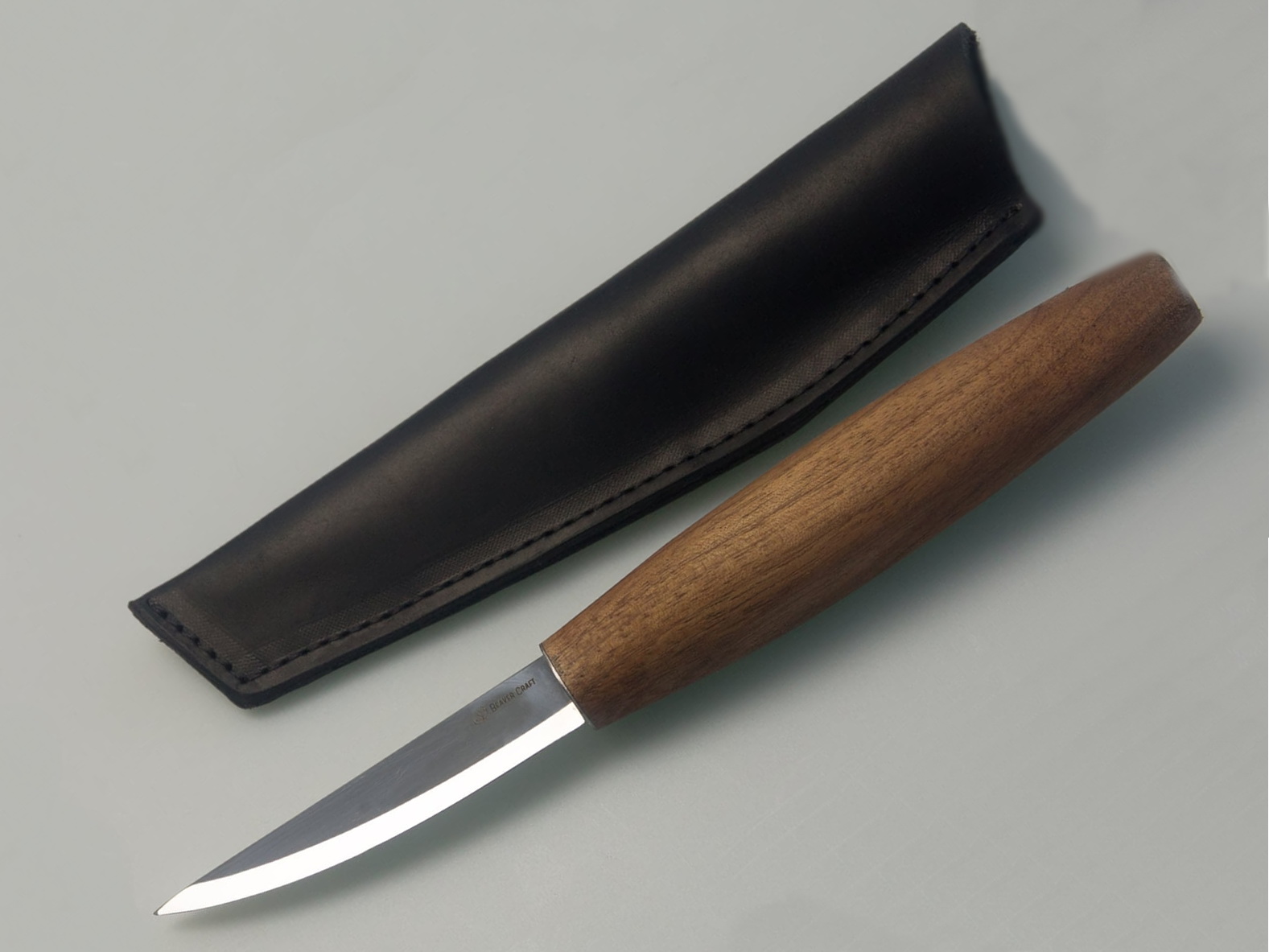 BeaverCraft C4X Sloyd, orechová rukoväť + puzdro