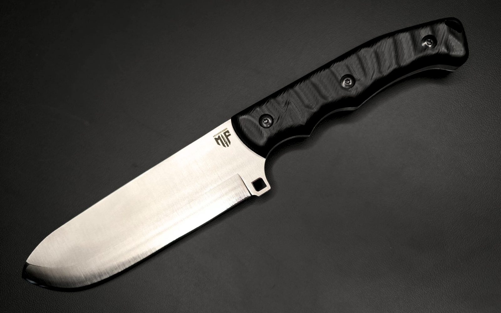 Nôž Messerfieber Bushcrafter Big Dog N690