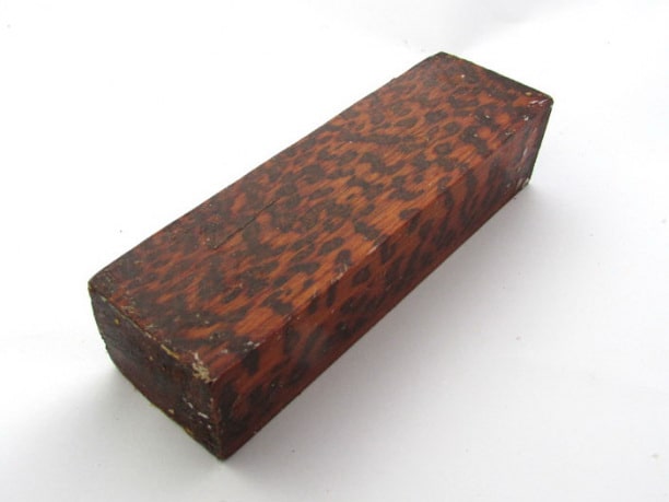 Drevo Snakewood