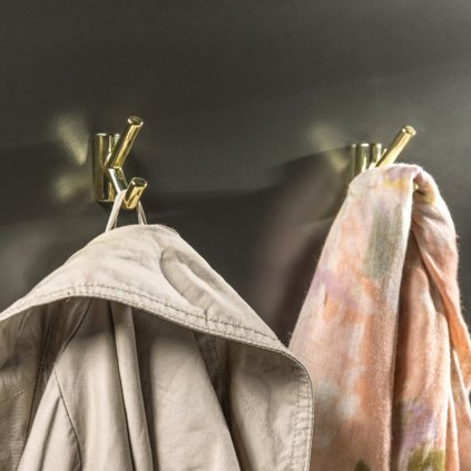 A7056FB7 43FF 4D11 88B4 C327B7E23B3ET07129 Pic 01