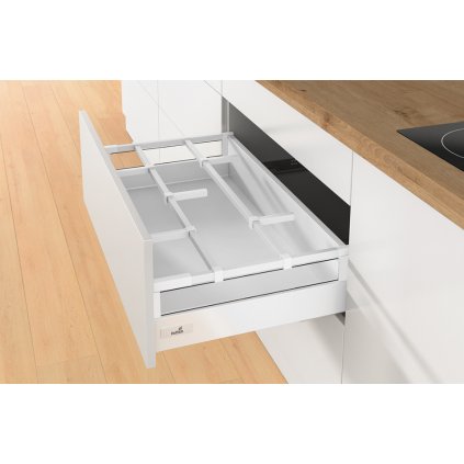 F29585B9 0EA4 43D3 93D7 1FE72113F618001468 x