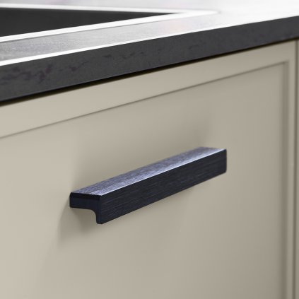 Úchytka - Furnipart ELAN / Čierna brúsená matná, 160 mm