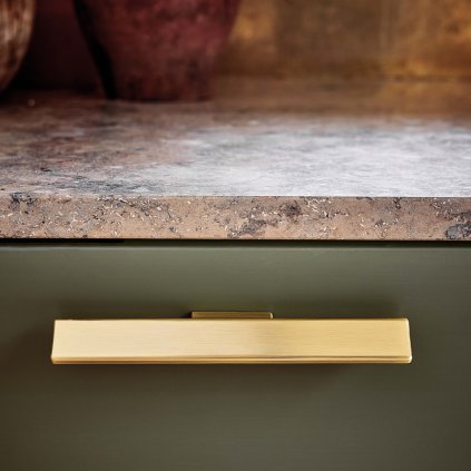 03D8F8C0 7B1C 43B8 86EF C10163090671T16107 Pic 01