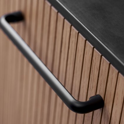 Úchytka - Furnipart CARVE / Čierna matná (VAR ROZTEC 320 mm)