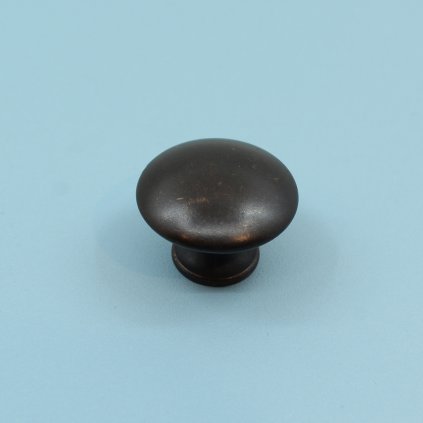 Knopok - BM Fausto, Hnedá tmavá