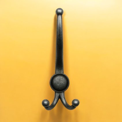 Vešiak - Murero XL, staročierna