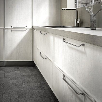 824E229A 4189 48E2 878B 3A66DDAB884D204687 Pic 01