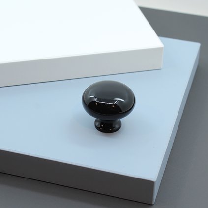 Knopok - GP16, Čierna lesklá - VÝBEH