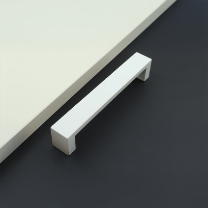 Úchytka - UA59, Biela matná