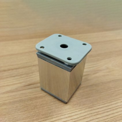 Nožička štvorec, 40x40 mm, Chróm lesklý - Sivý