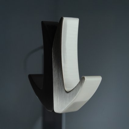 DA0E4C4C 5B12 4F84 8B07 5C6EBE98F1E6204599 PIC 1 new