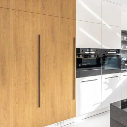 Úchytka - PILLAR LONG, Čierna matná, 1200 mm