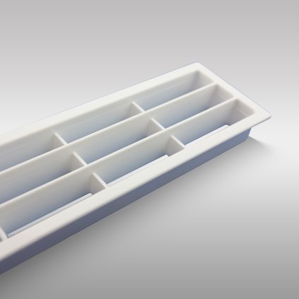 Vetracia mriežka, biely plast, 65 x 458 mm