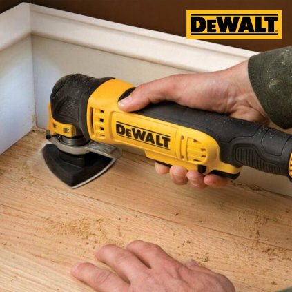 DeWALT - Brúska oscilačná 300W + sada príslušenstva