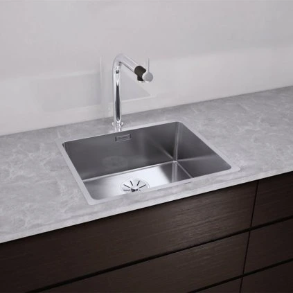 0CE77DEE 65B2 4A19 9F77 87F6A415F57E1 blanco andano 500 if