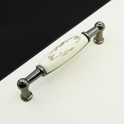 Úchytka - UM-098 G49/M3, Staré striebro, 96 mm