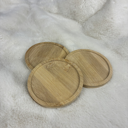 Dřevěný podstavec na svíčku