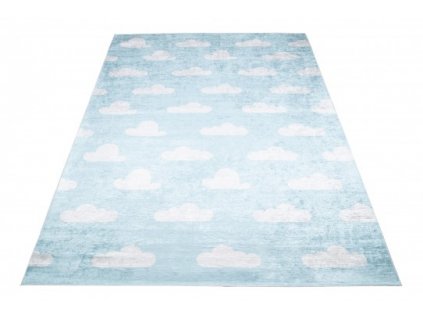 Dětský kusový koberec vhodný k praní BAMBINO 2469 Mráčky Nebe protiskluzový modrý