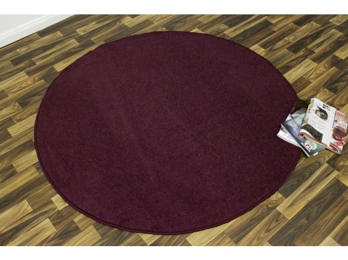 Jednobarevní kusový koberec Nasty 102368 Brombeer Violett kruh | Fialová
