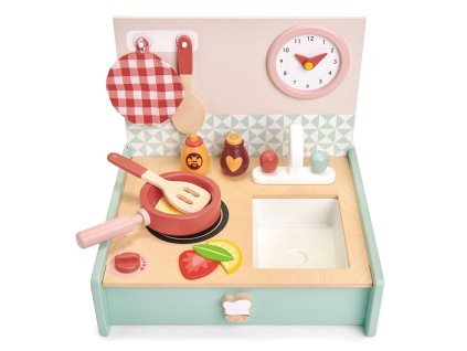 TL8201 kitchenette 1