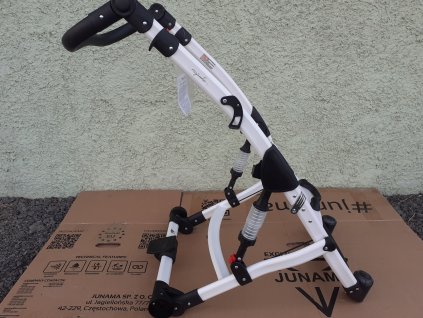 Konstrukce Junama bílá/černá 1K