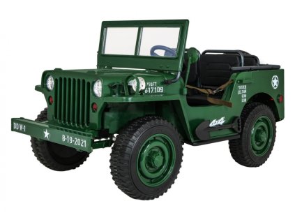 Retro Military Vehicle 4x4 Green