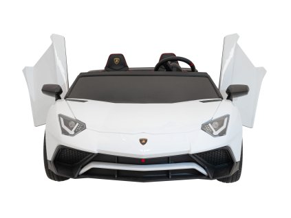 Vehicle Lamborghini Aventador SV White