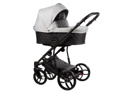 Kočárek BABY MERC Piuma 03 2022