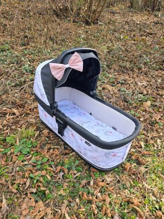 Hluboká korbička nemusí být jen „obyčejná“… 💞 My z ní děláme malý originál, který si zamilujete na první pohled 😍 Šité...