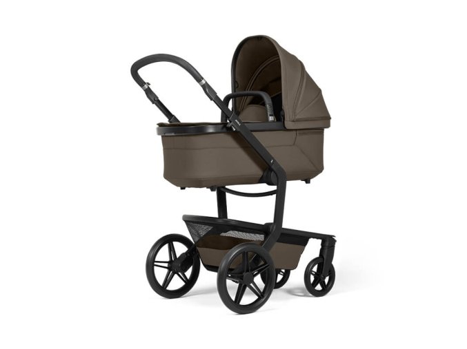 JOOLZ DAY5 - Hazel Brown