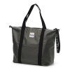 soft shell rebel green changing bag elodie details 50670134186NA 1 1000px kópia