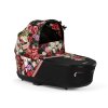 CYB 21 INT y315 SpringBlossom Priam LuxCarryCot SBLD screen standard