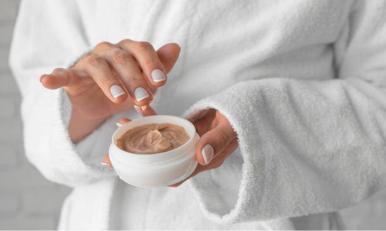 Jaké jsou nejlepší korejské krémy na oči pro tmavé kruhy a vrásky?